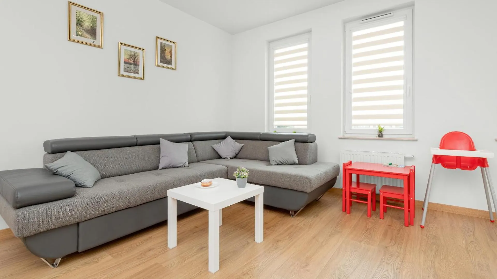 Apartament Sloneczny Balkon Z Parkingiem By Noclegi Renters Gdańsk 0*,  Polska